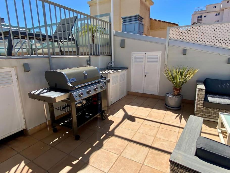 Apartment Mirella - Penthouse With Privat Pool And Terrace *