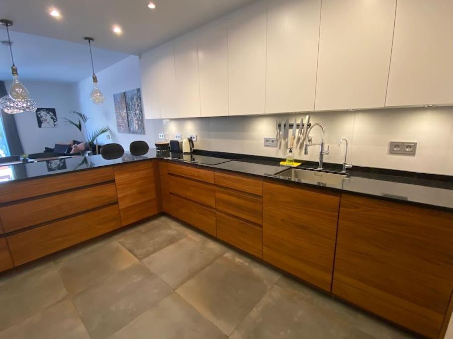 Apartment Mirella - Penthouse With Privat Pool And Terrace