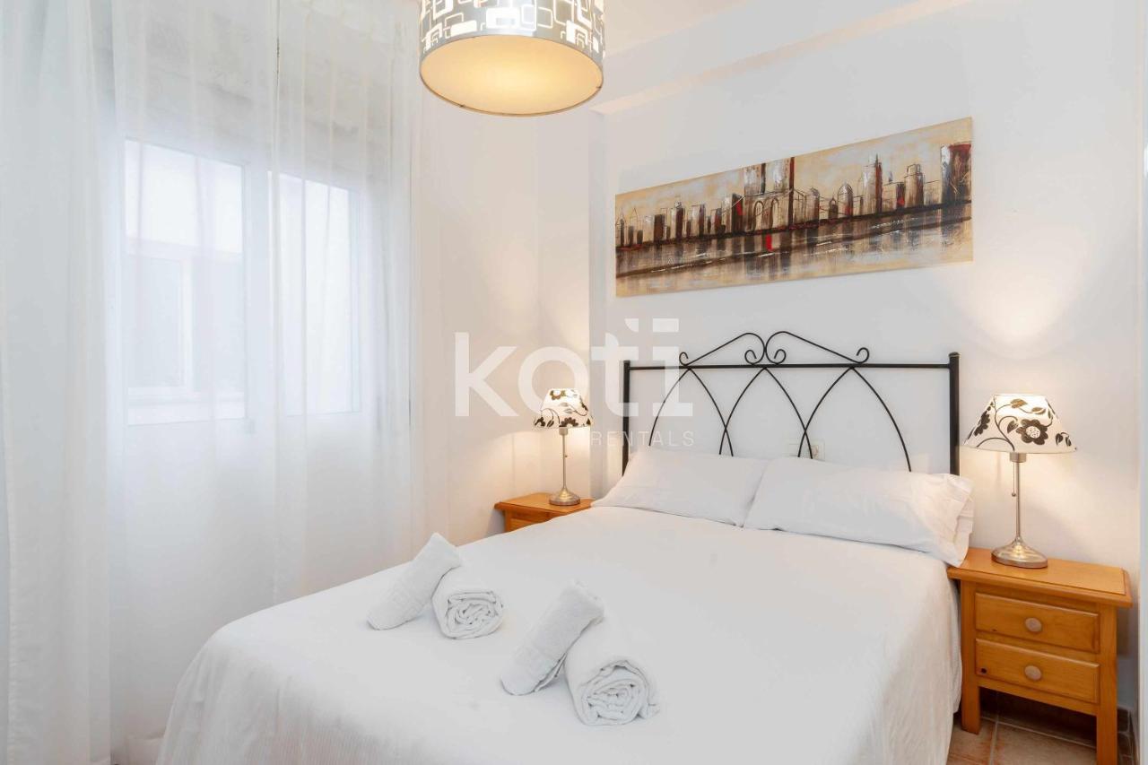 Koti - Plaza Chinorros Fuengirola