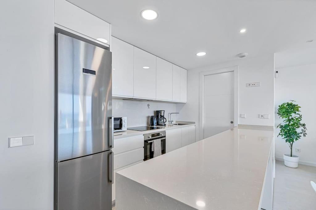 With Big Pool And Close To Beach! * Fuengirola