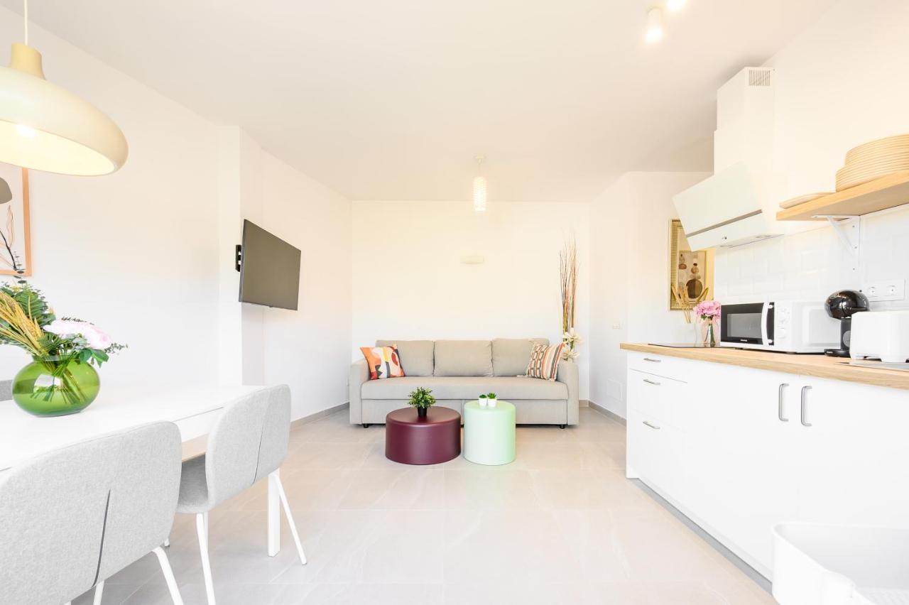 2 Bedroom, New, 1 Min To The Beach, Center- Picasso By 10tosea Appartement *