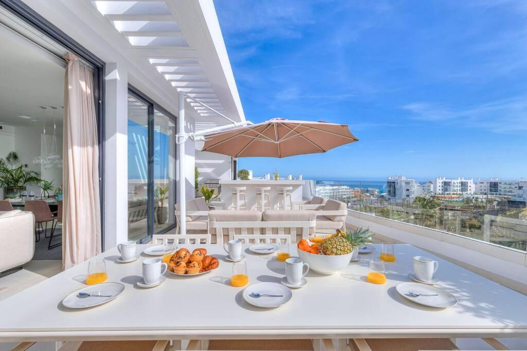 Fantastic 3bdr Penthouse - Lux