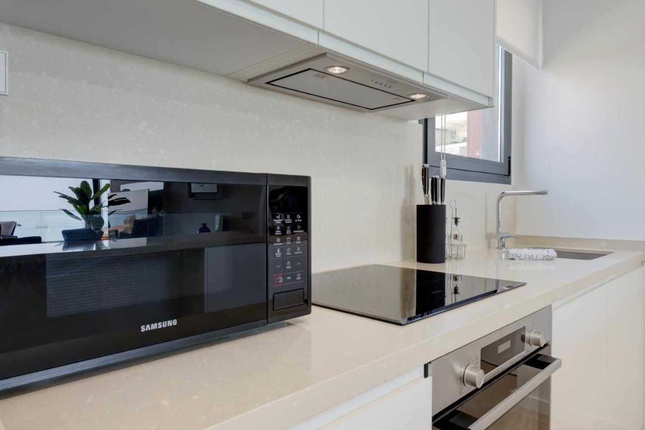 Apartamento New Spectacular Sea View At Higueron Next To Carvajal *