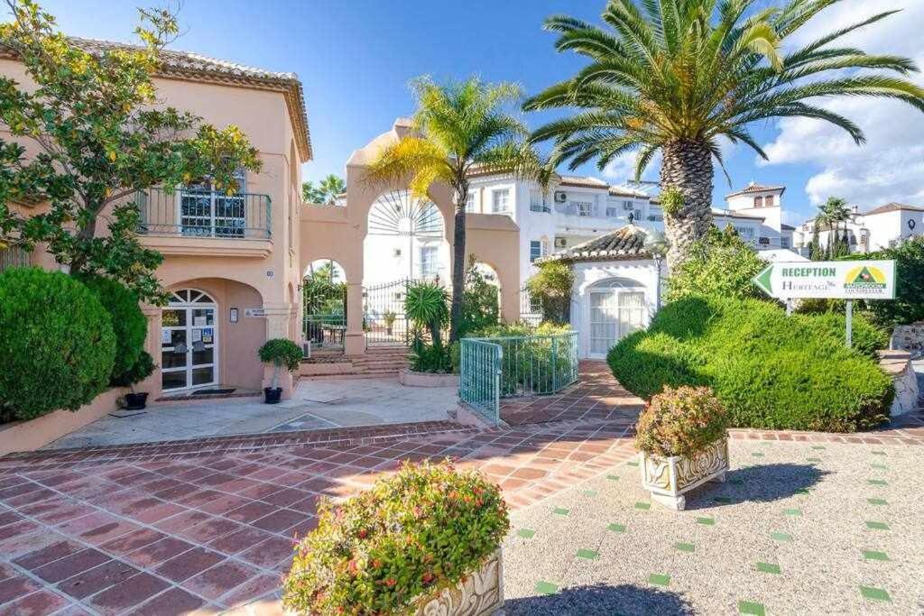 Gran Terraza Con Piscina Junto A Mijas Golf * Fuengirola