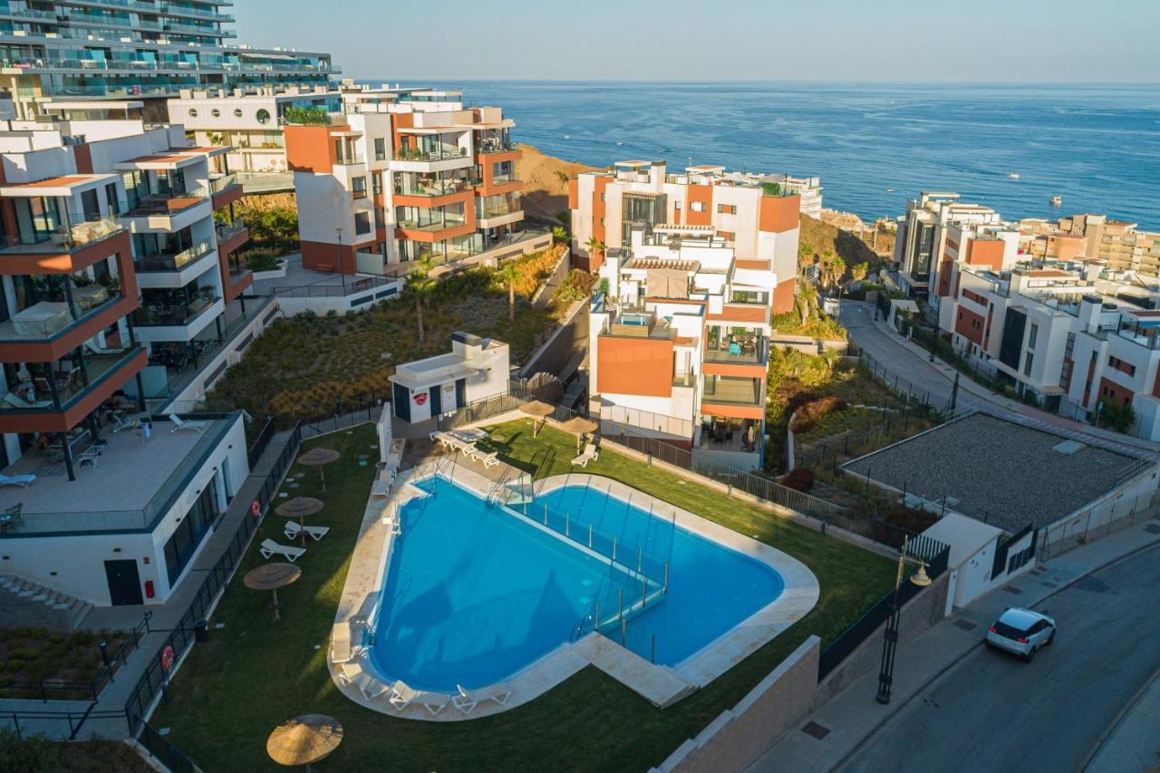 Lovely Modern In Middel Views Fuengirola