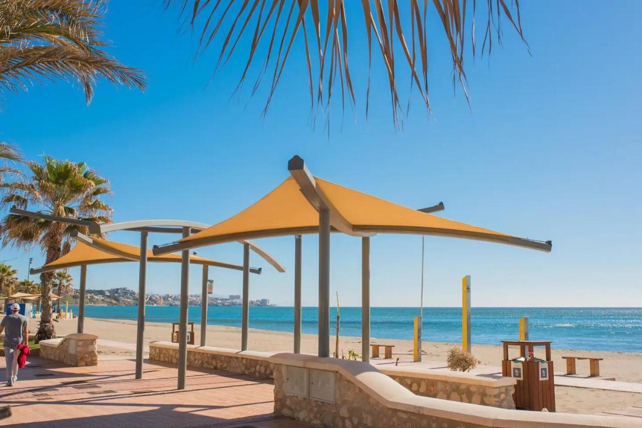 Fuengirola, Primera Linea De Playa Apartamento