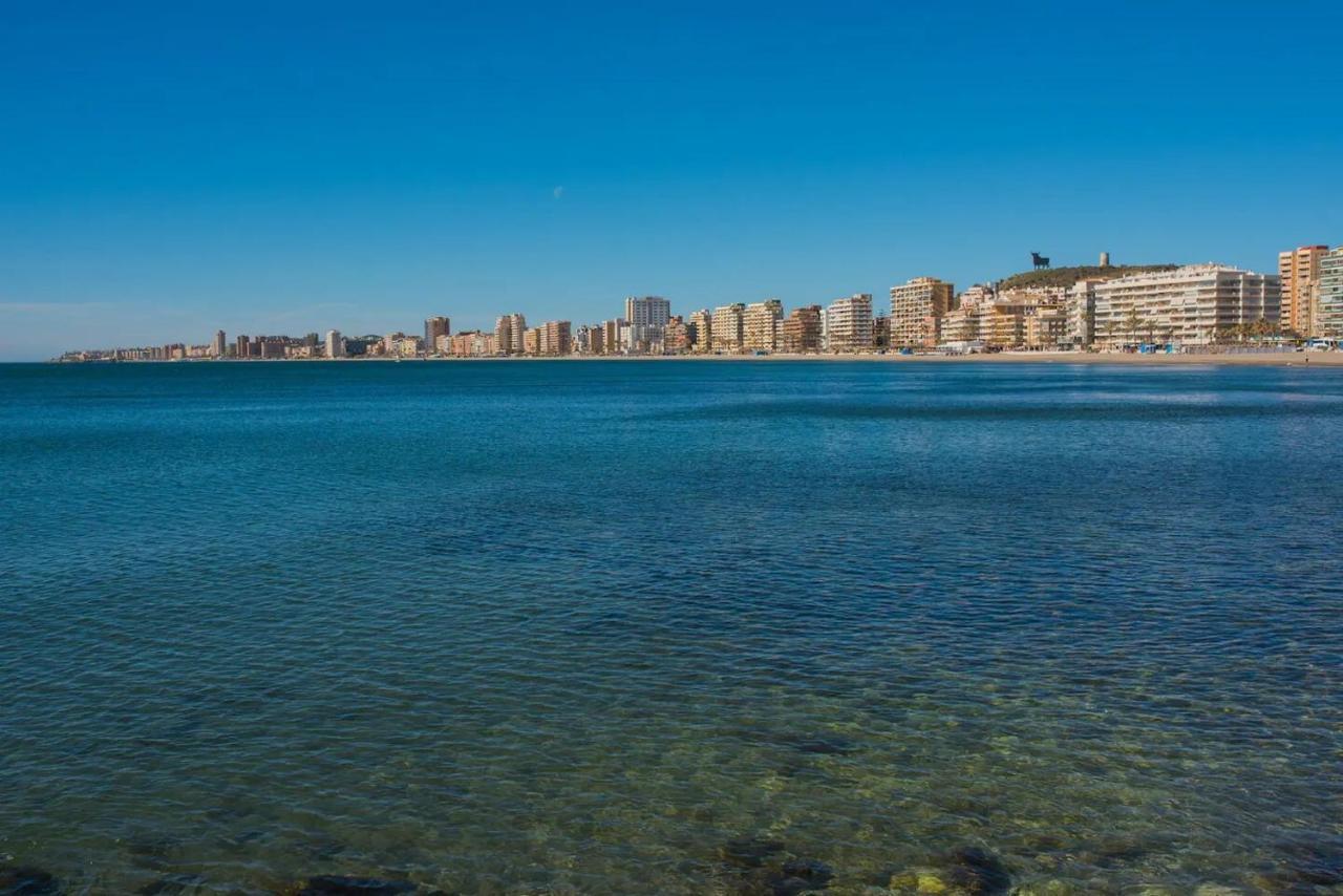 Fuengirola, Primera Linea De Playa Apartment *