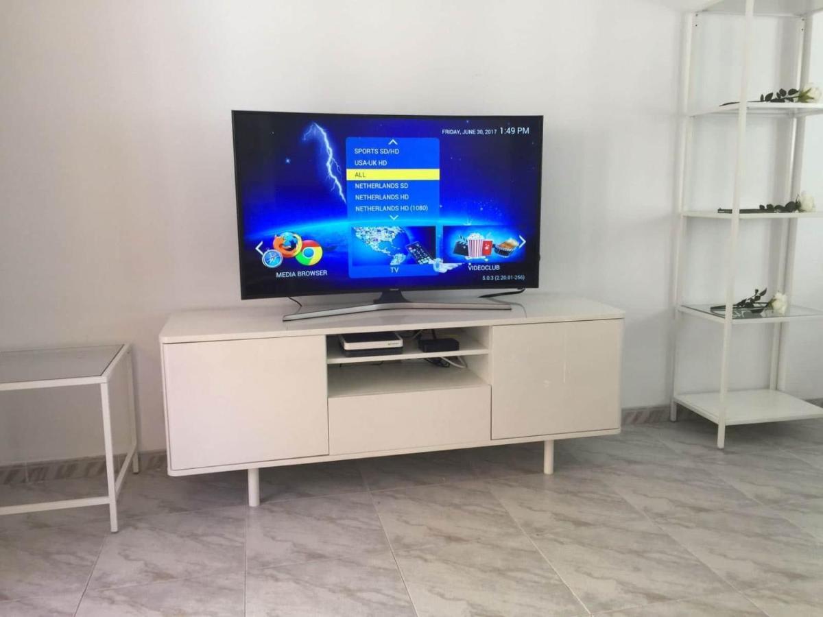 Near 2-bed In Centrum Apartment