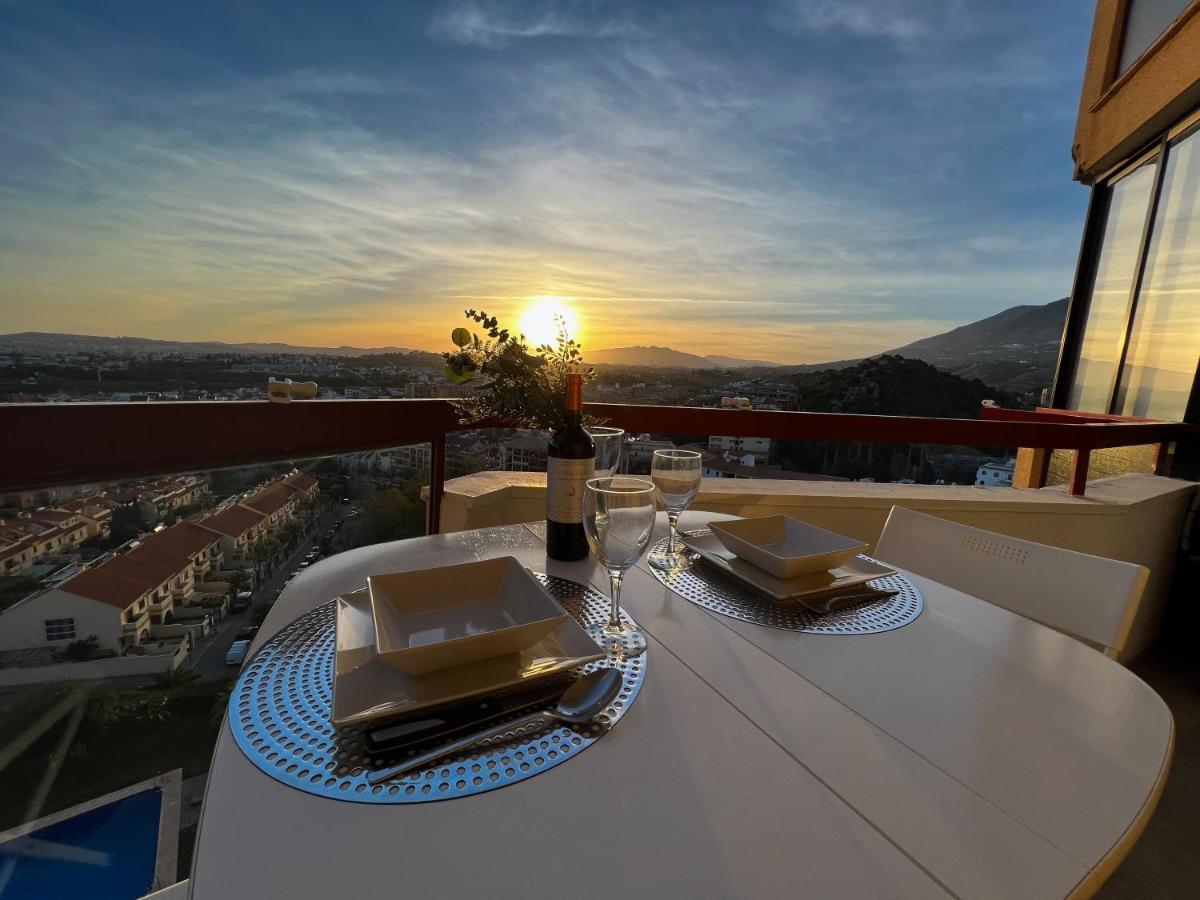 A 900 M De La Playa Y Con Vistas Al Mar En Apartamento *