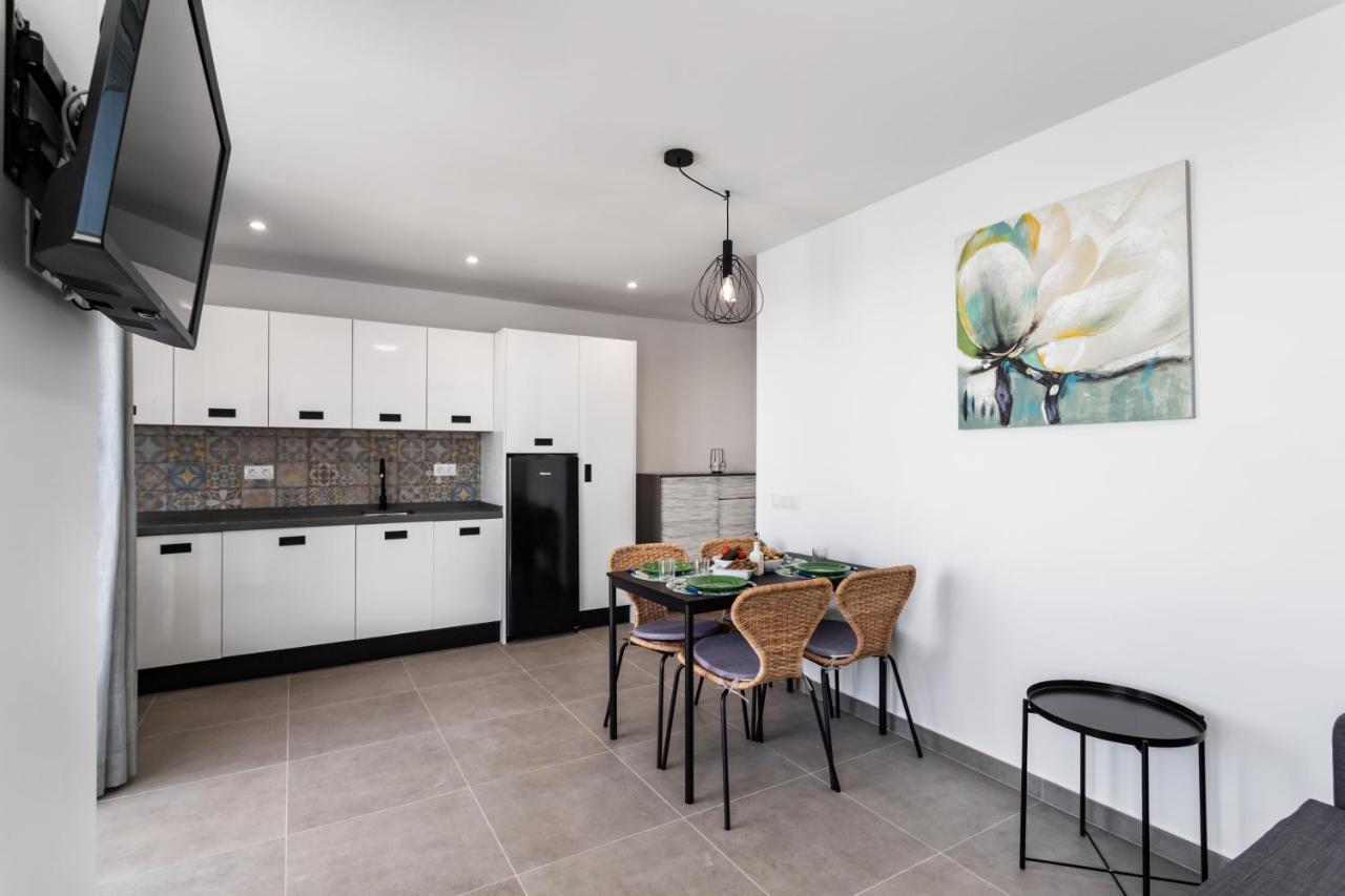 Apartment Sur Palmeras 10 *