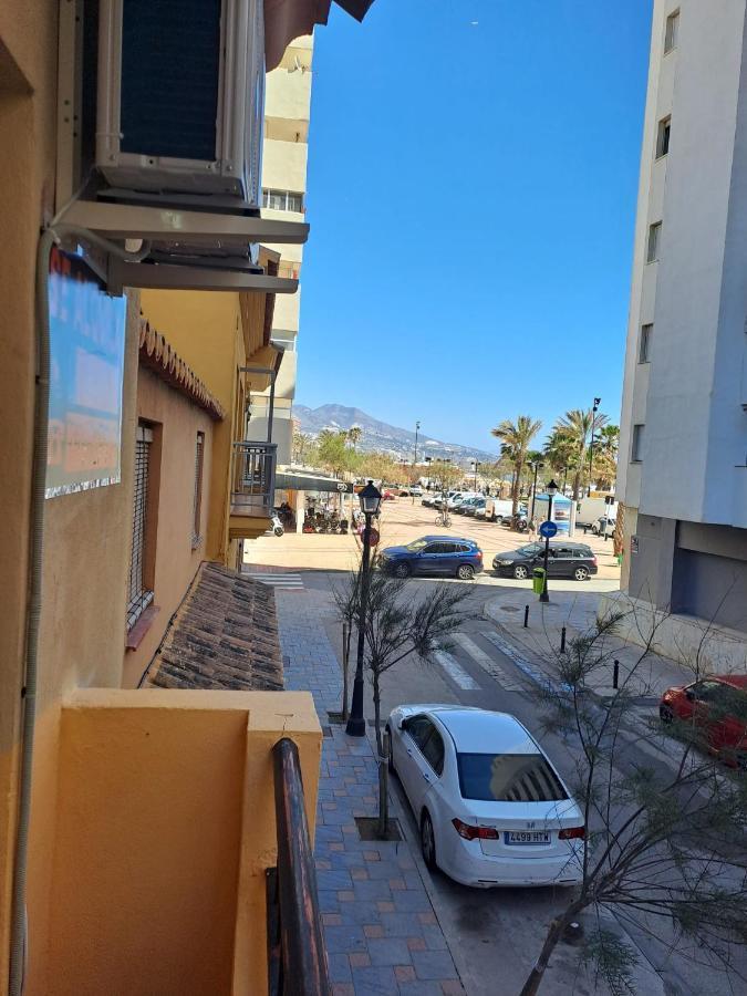 En Junto Al Paseo Marítimo *