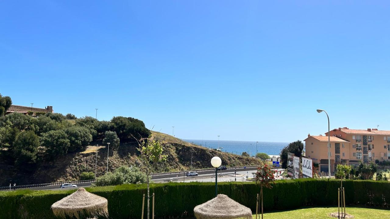 Apartment Castillo Malaga Paradaise 3 *