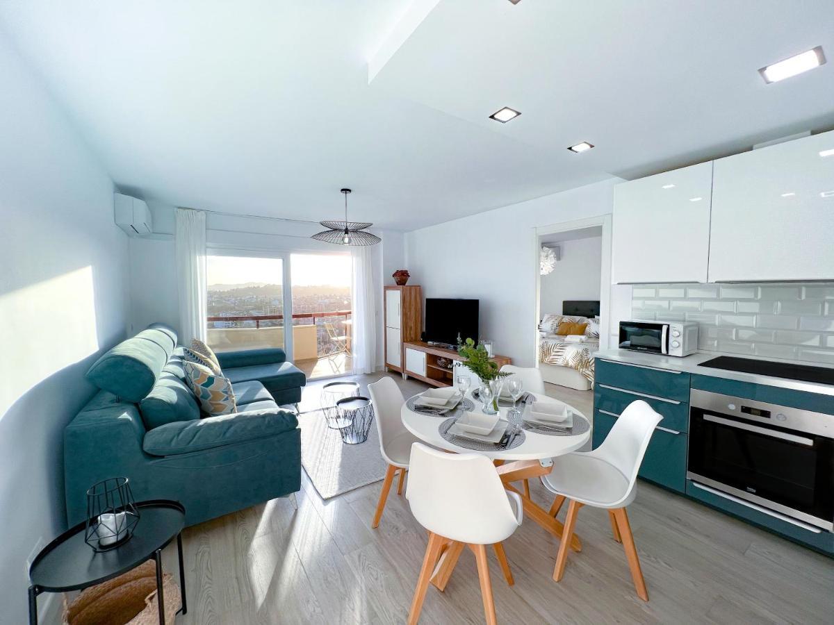 Apartamento A 900 M De La Playa Y Con Vistas Al Mar En *
