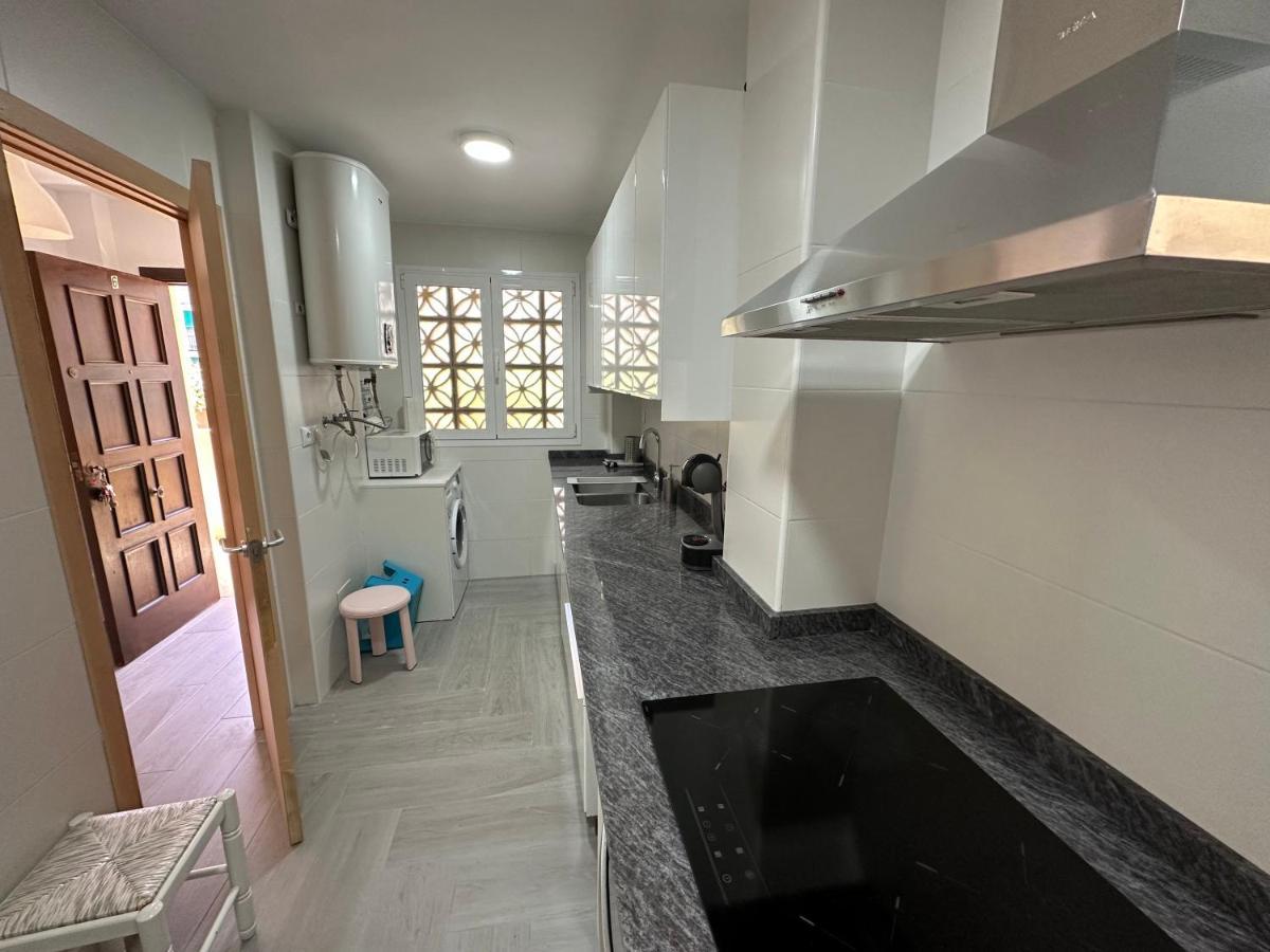 Gran Céntrico Y Muy Cerca De La Playa Apartamento *