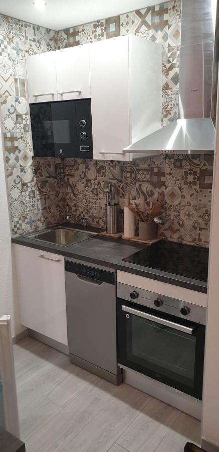 Modern 1 Bed Seafront Boliches Apartment Fuengirola