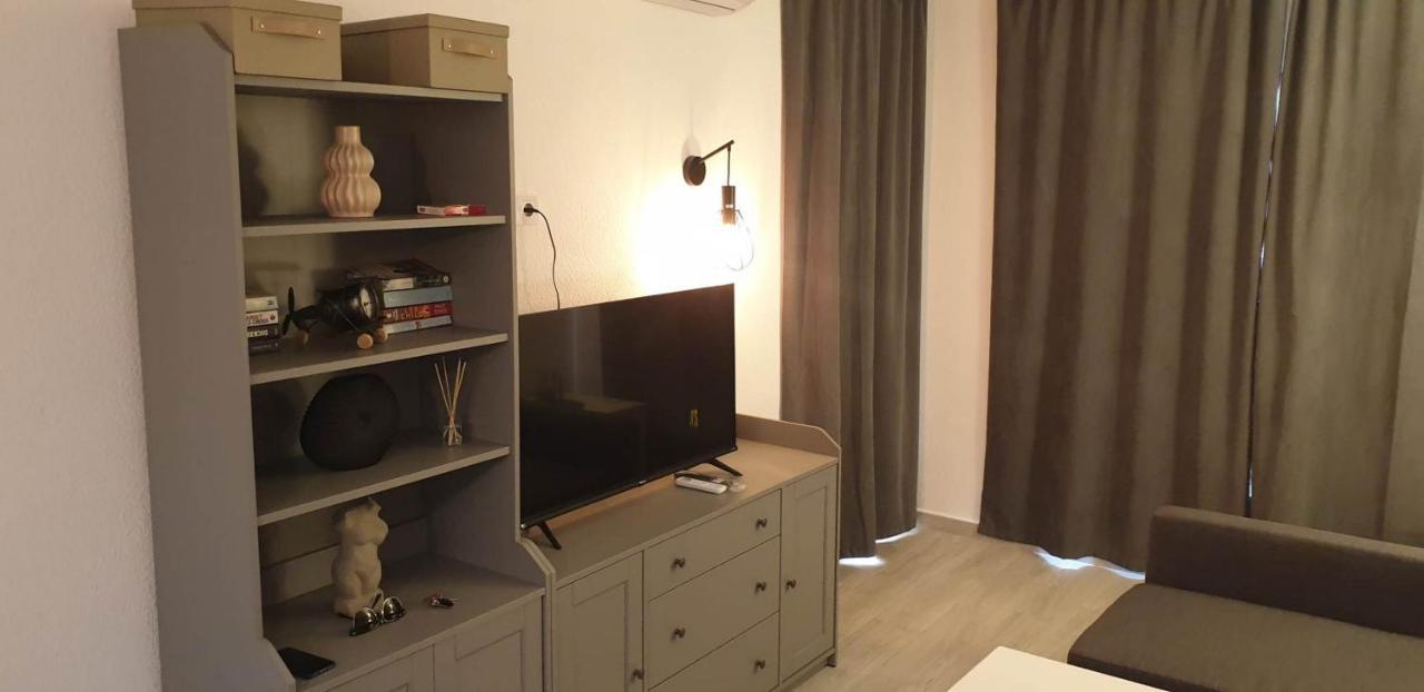 Apartment Modern 1 Bed Seafront Boliches