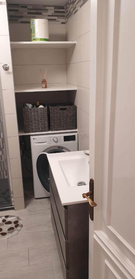 Modern 1 Bed Seafront Boliches Apartment Fuengirola