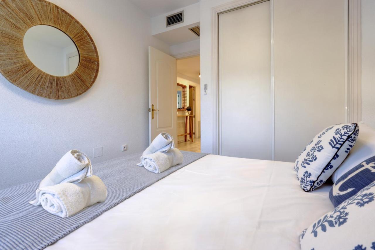 Front Row Penthouse On Carvajal Fuengirola