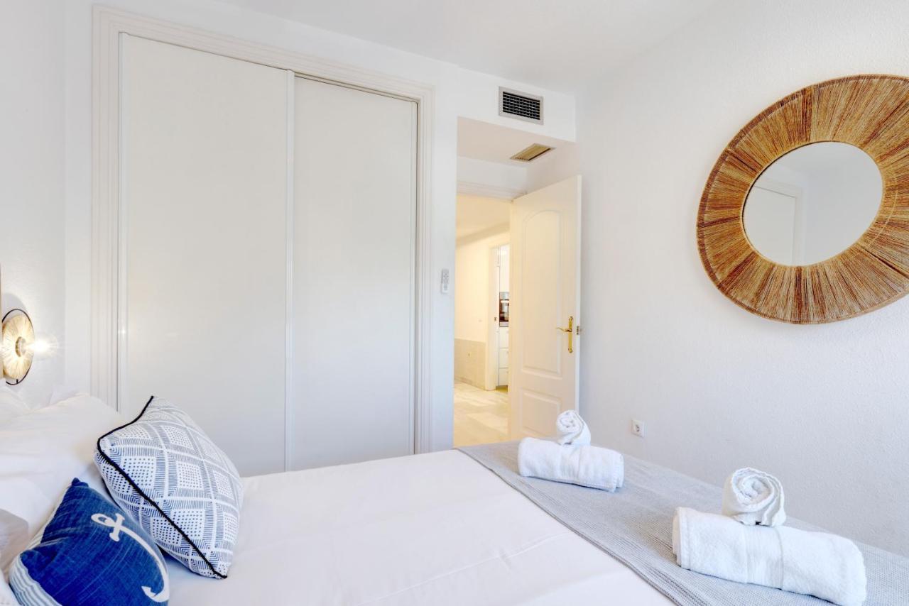 Front Row Penthouse On Carvajal *