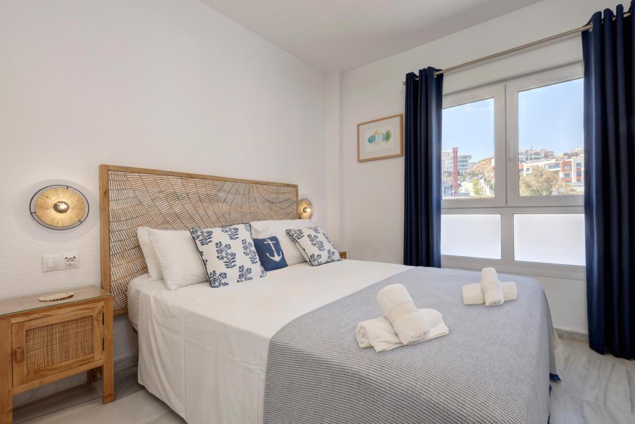 Front Row Penthouse On Carvajal Apartment