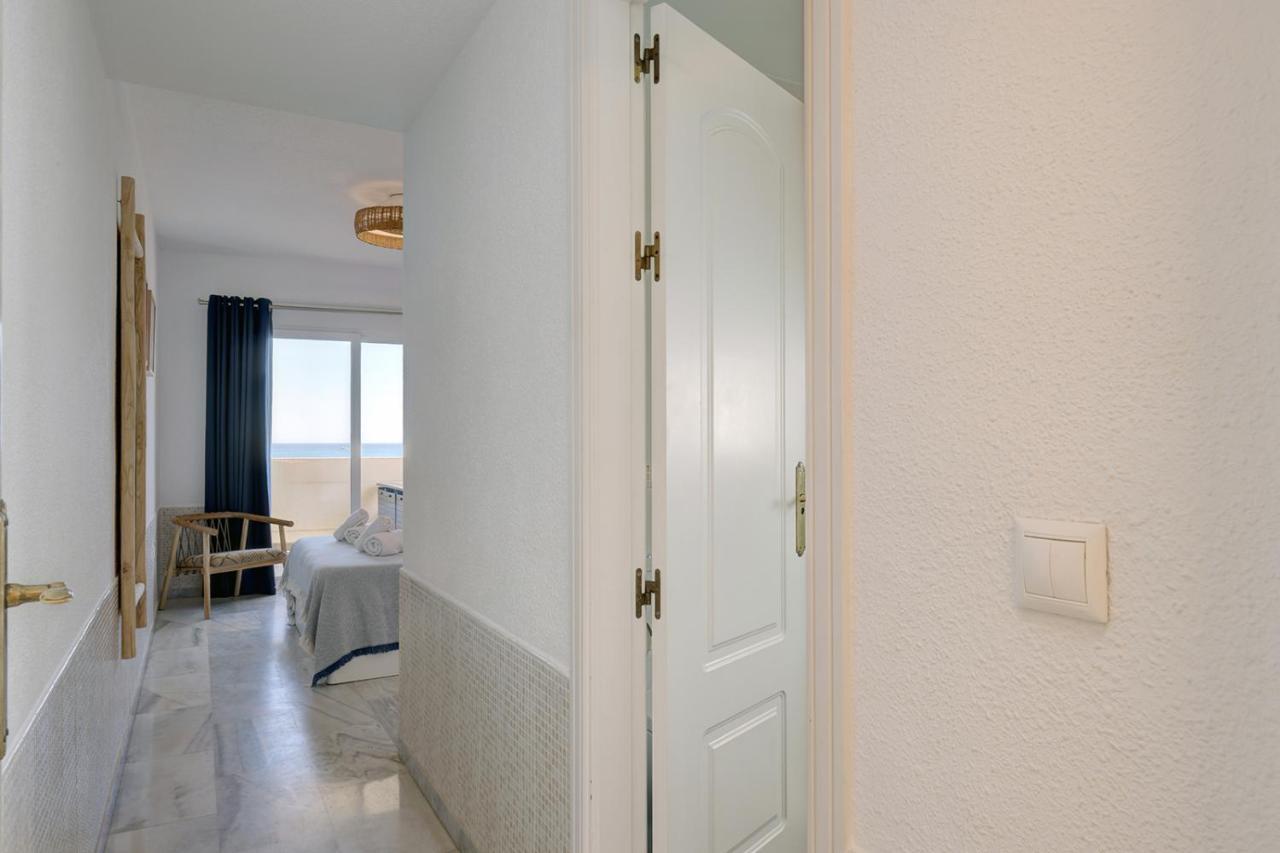 Apartment Front Row Penthouse On Carvajal *