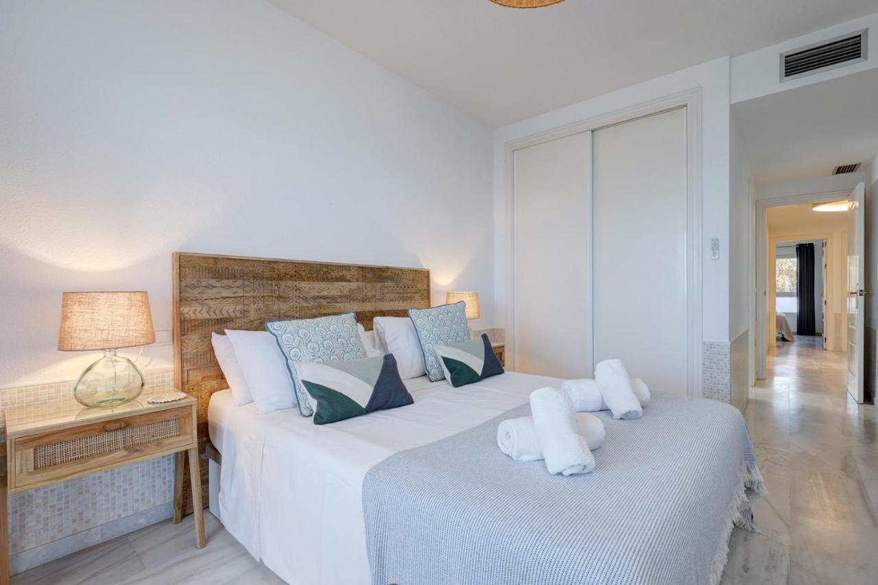 Front Row Penthouse On Carvajal *