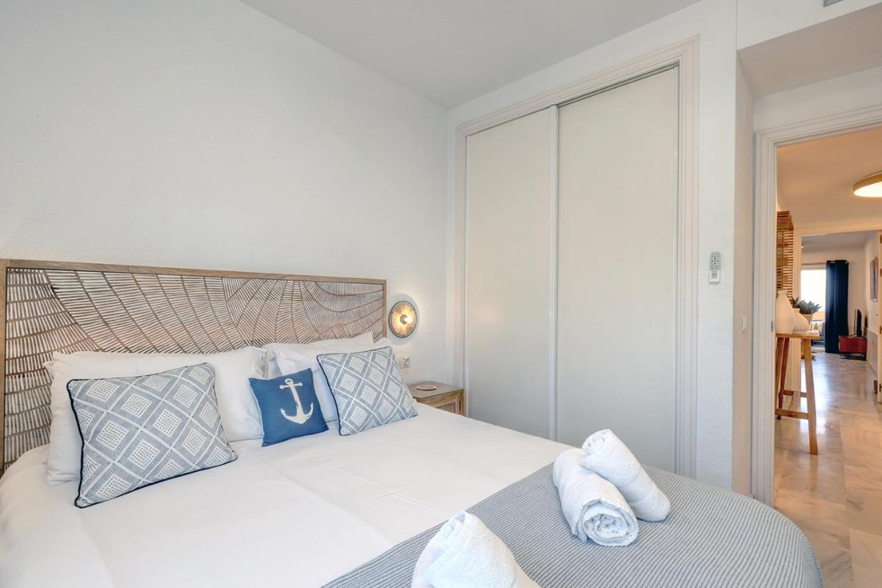 Front Row Penthouse On Carvajal * Fuengirola