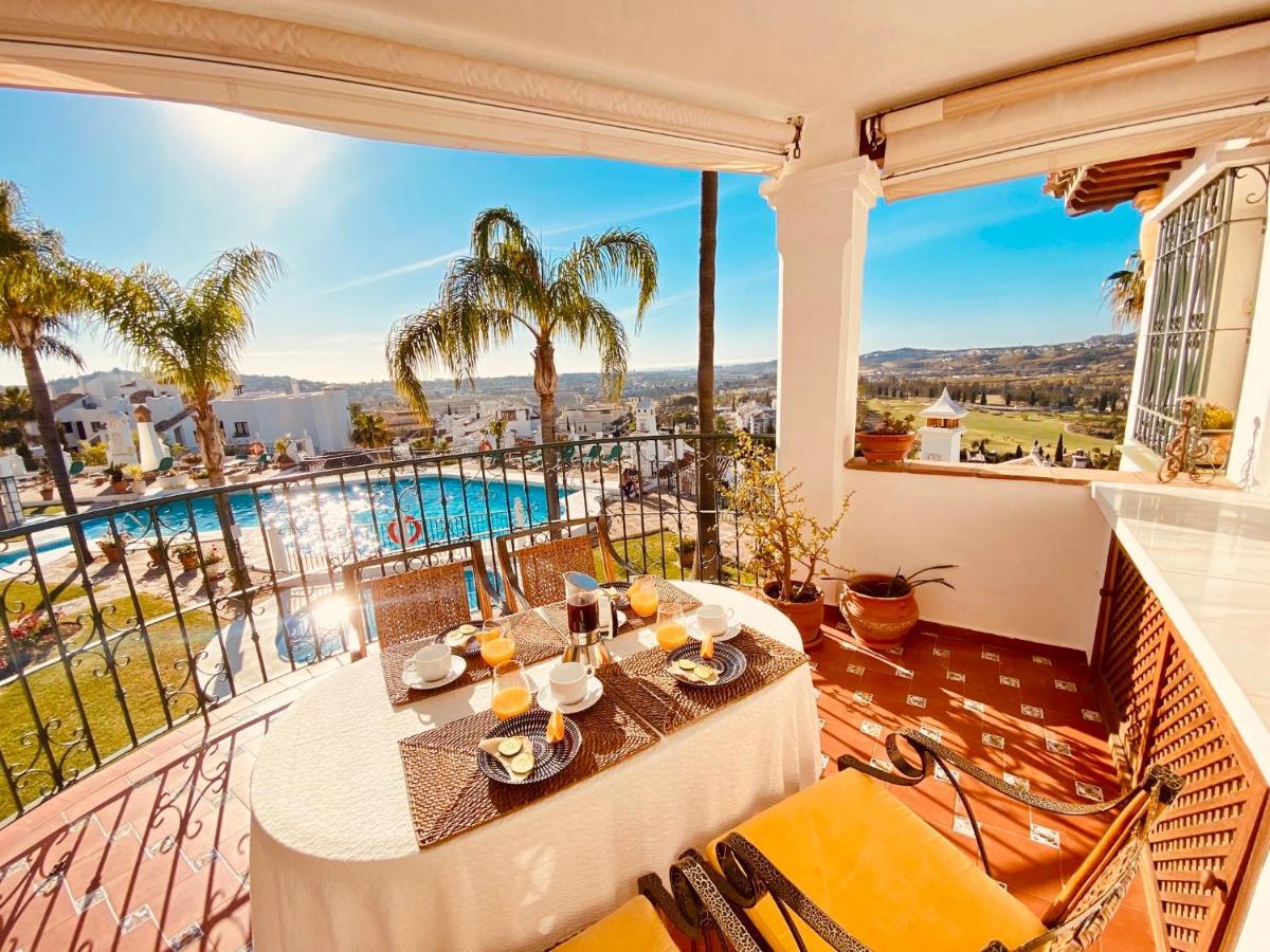 Huoneisto Luxury Puebla Aida With Golf & Sea View