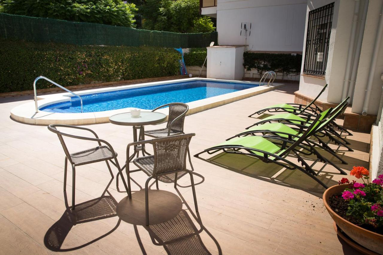 Holidays2fuengirola Mercedes In Center And 2nd Line Holiday home *