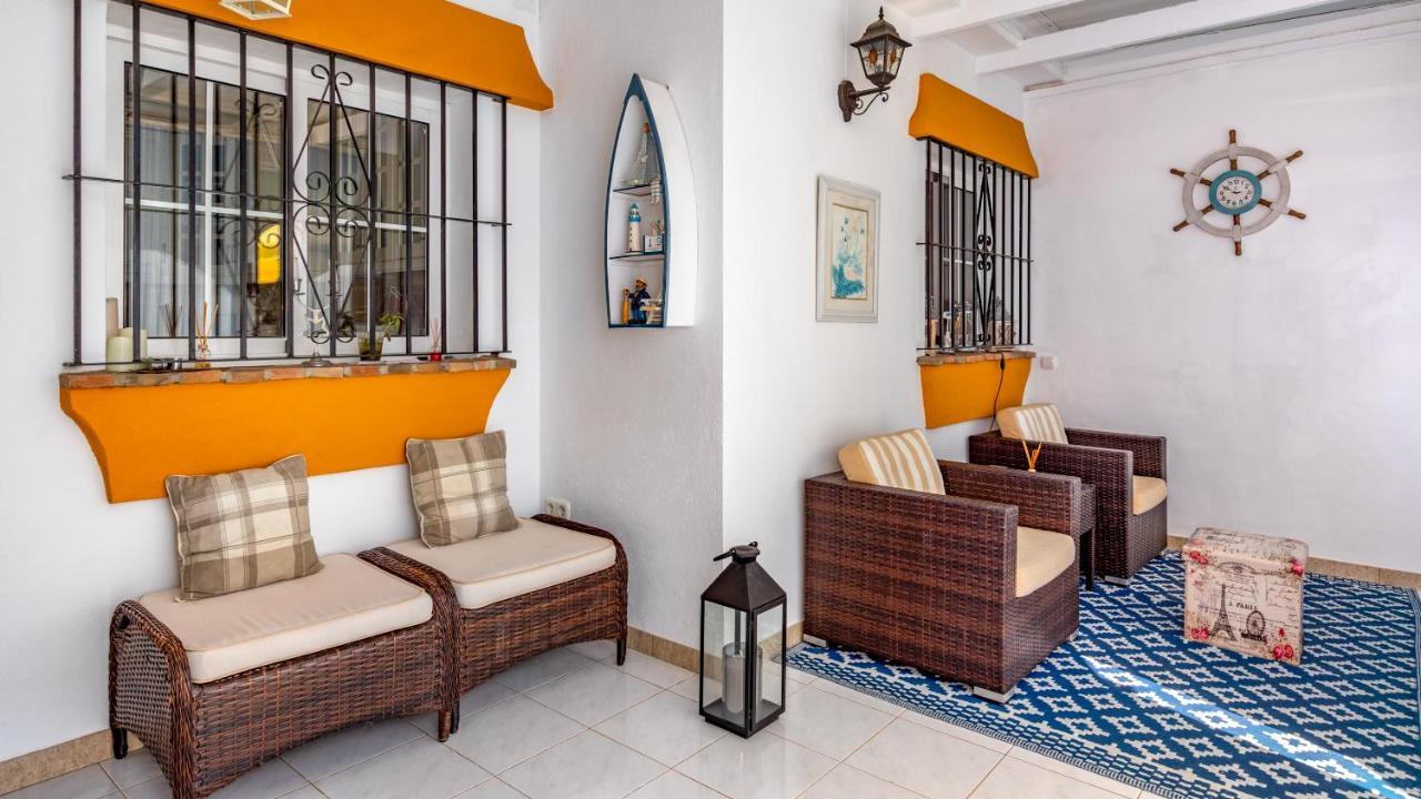 Caleta With Private Pool By Costarentals - Ref 196 *
