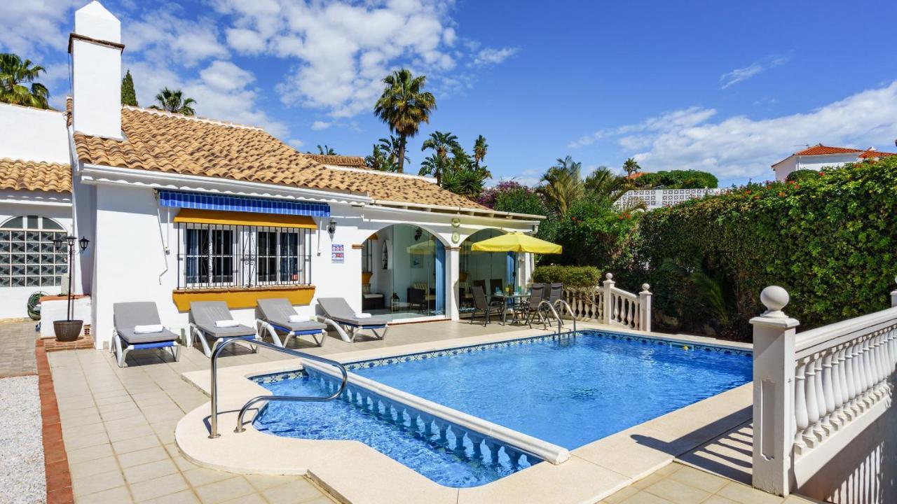 Caleta With Private Pool By Costarentals - Ref 196 Villa