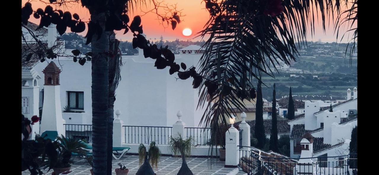 Luxury Puebla Aida With Golf & Sea View *
