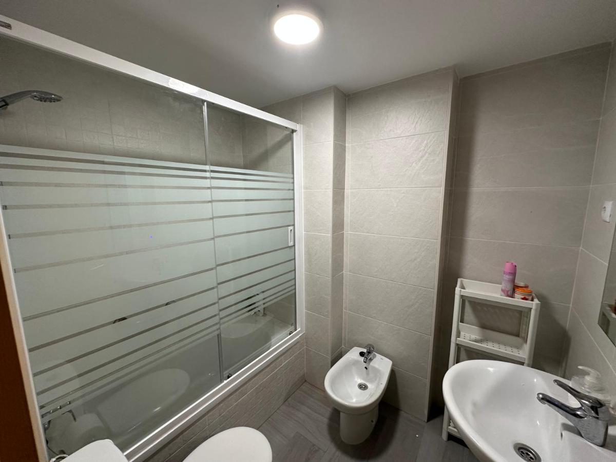 Gran Céntrico Y Muy Cerca De La Playa Apartamento *