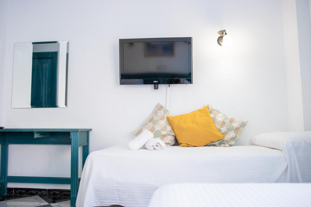 Agur Hotel