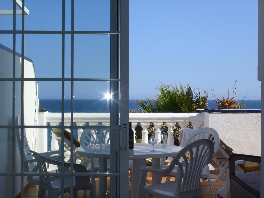El Faro Arkadia: Beachfront With Lighthouse Views