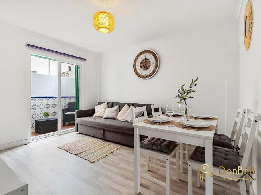 Apartamento A 200 Metros De La Playa De *
