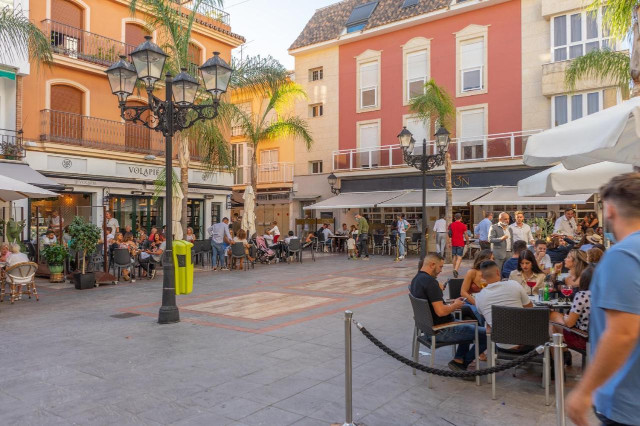 Family In Old Town By Costarentals - Ref 181