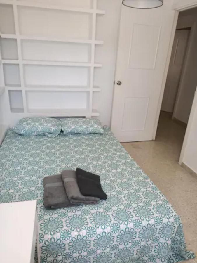 Excellent Choice, 150 Qm, Air-Conditioning, 1-8 Guests, Beach, Families, Pool Appartement
