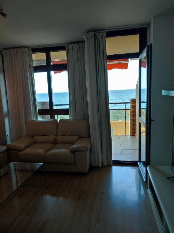 Villa Primera Lineal De Playa En Pleno Centro De