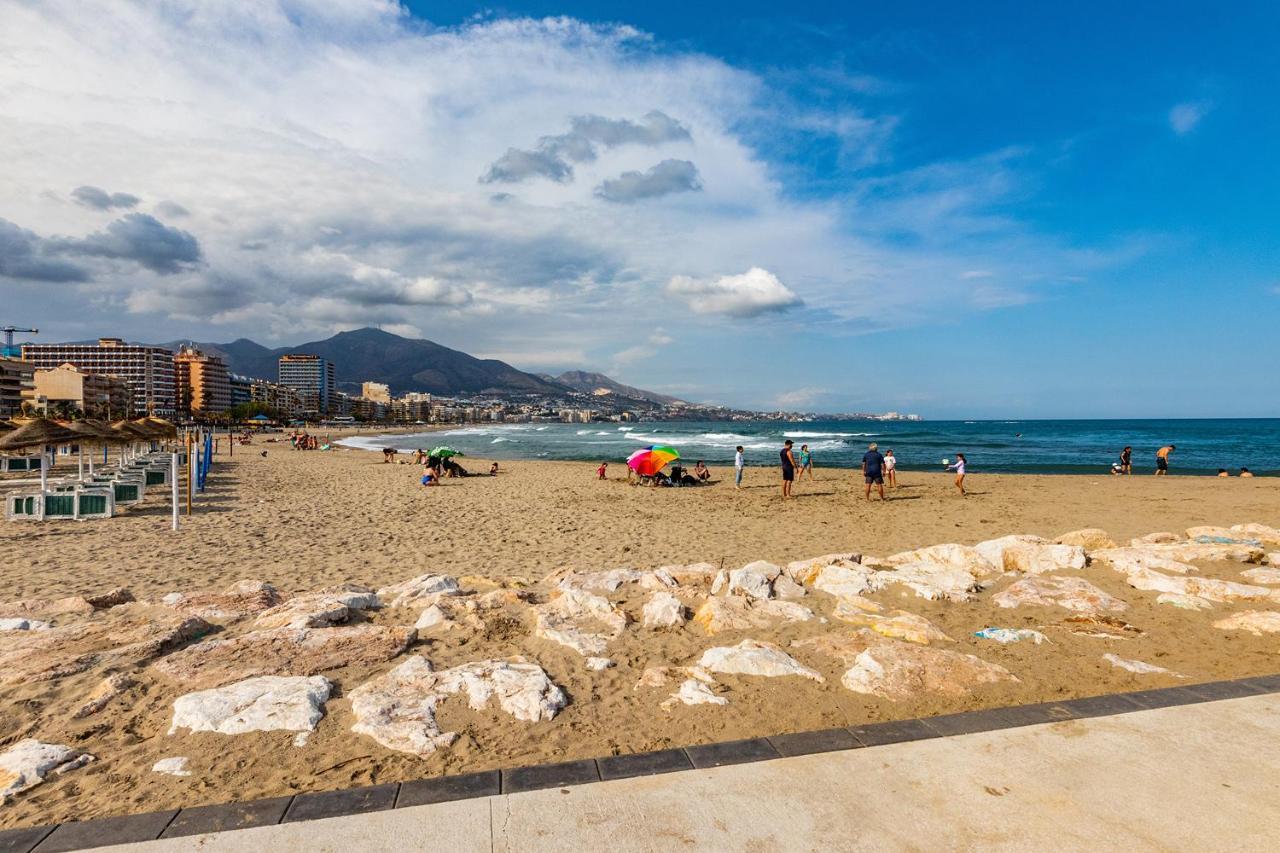 Private Pyr By The Promenade - Shared Pool Available * Fuengirola
