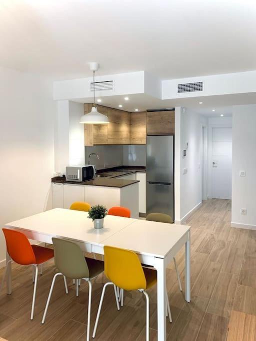 Piso Nuevo En A Pie De Playa Apartment *