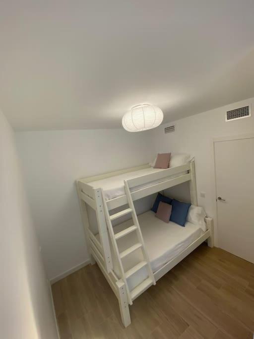 Piso Nuevo En A Pie De Playa Fuengirola