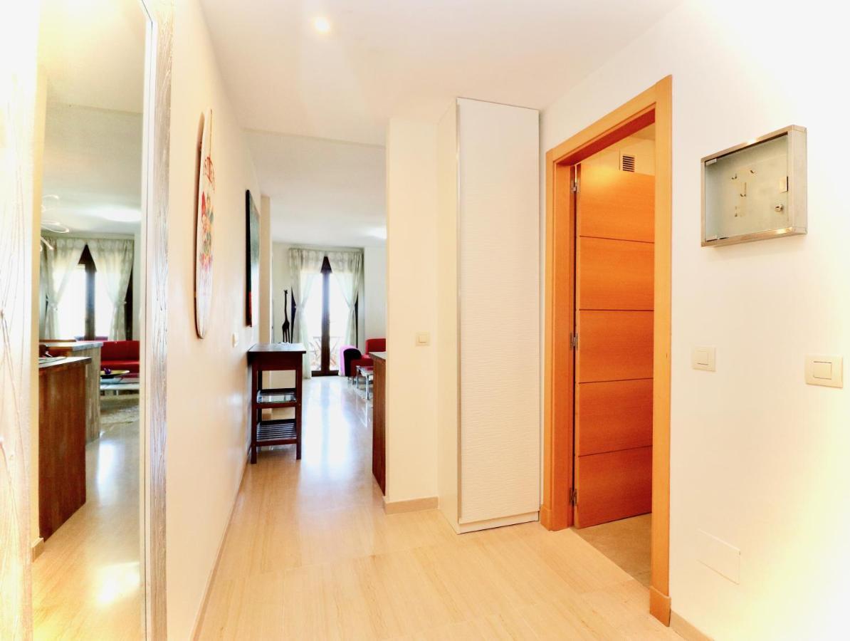 Apartment Modern Penthouse - 1 Min From The