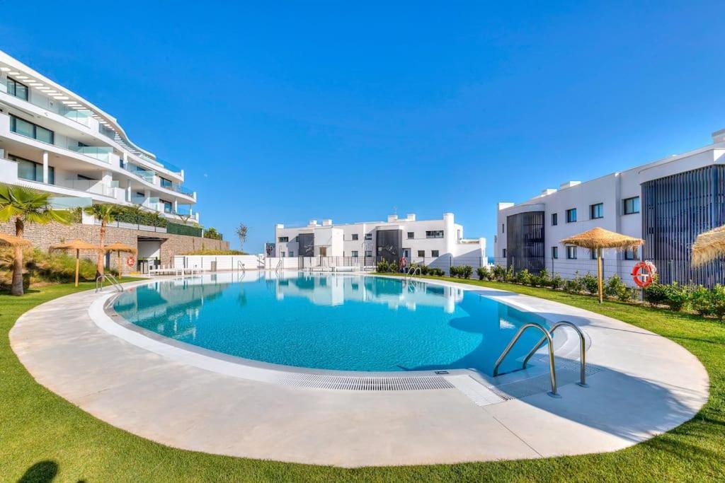 Apartment Stunning With Private Pool *