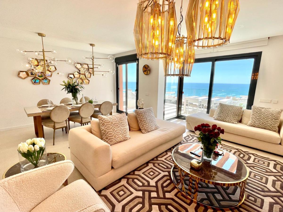 Luxury 3 Bedroom Penthouse Apartment Fuengirola