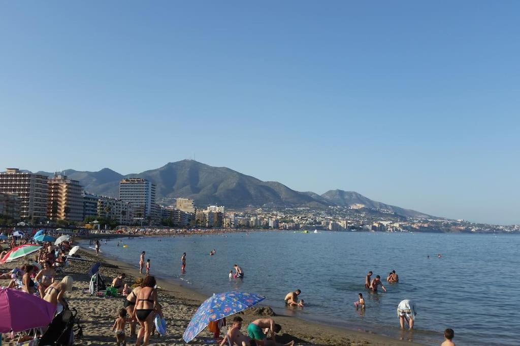 Cosy With Seaviews, Pool Close To Beach. * Fuengirola