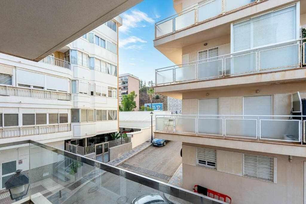 Apartamento En Primera Linea De Playa * Fuengirola