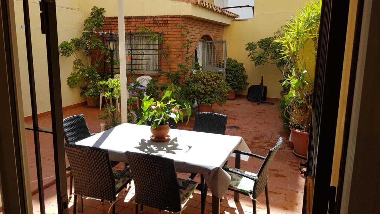 Huoneisto El Patio *