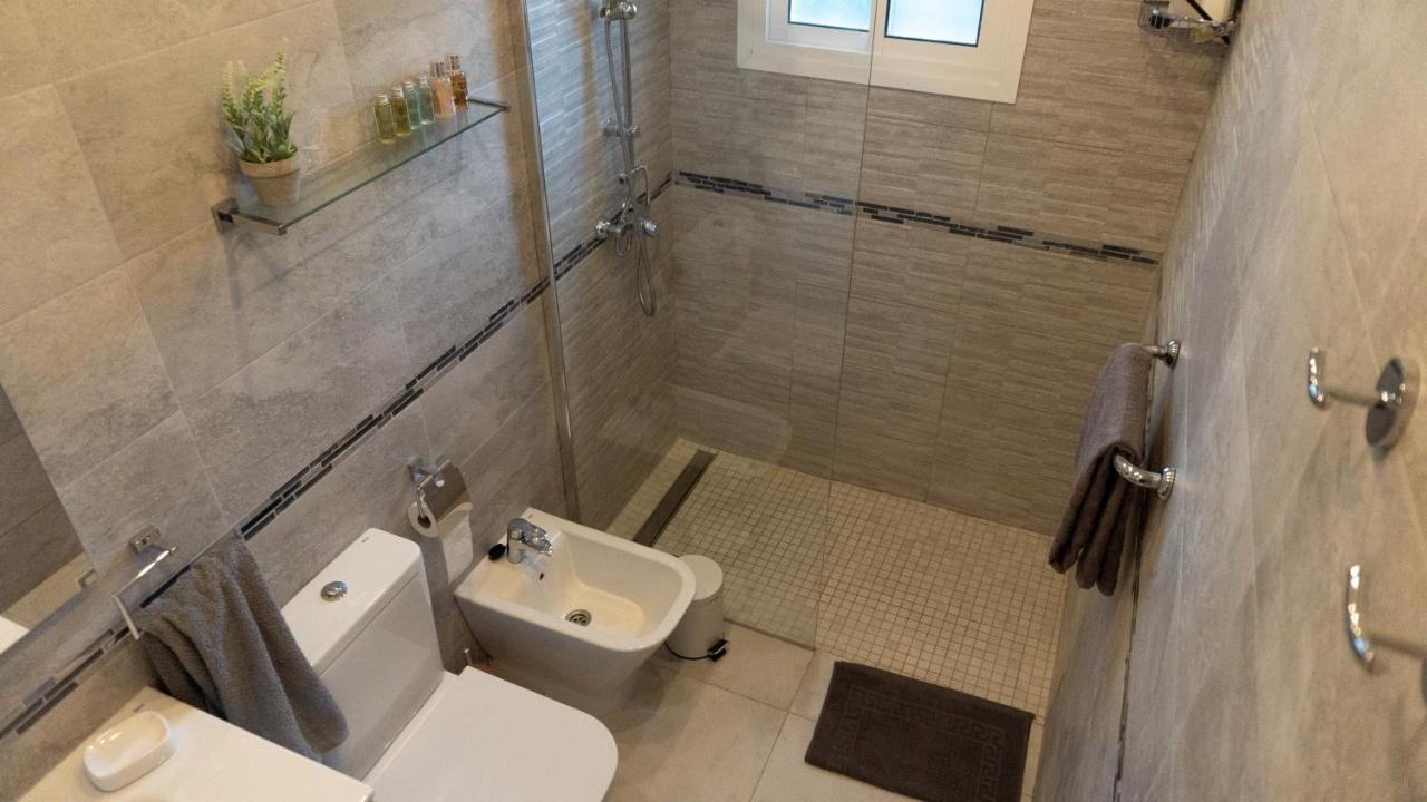 New Luxury Tuulia With Private Pool And Parking Fuengirola