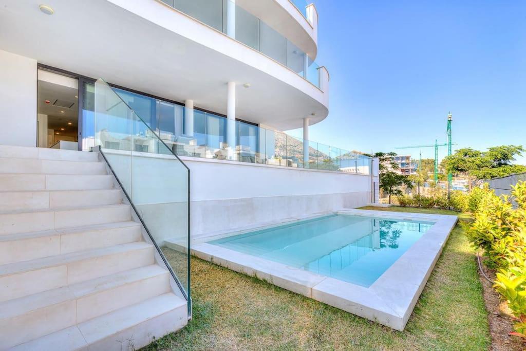 Stunning With Private Pool Fuengirola